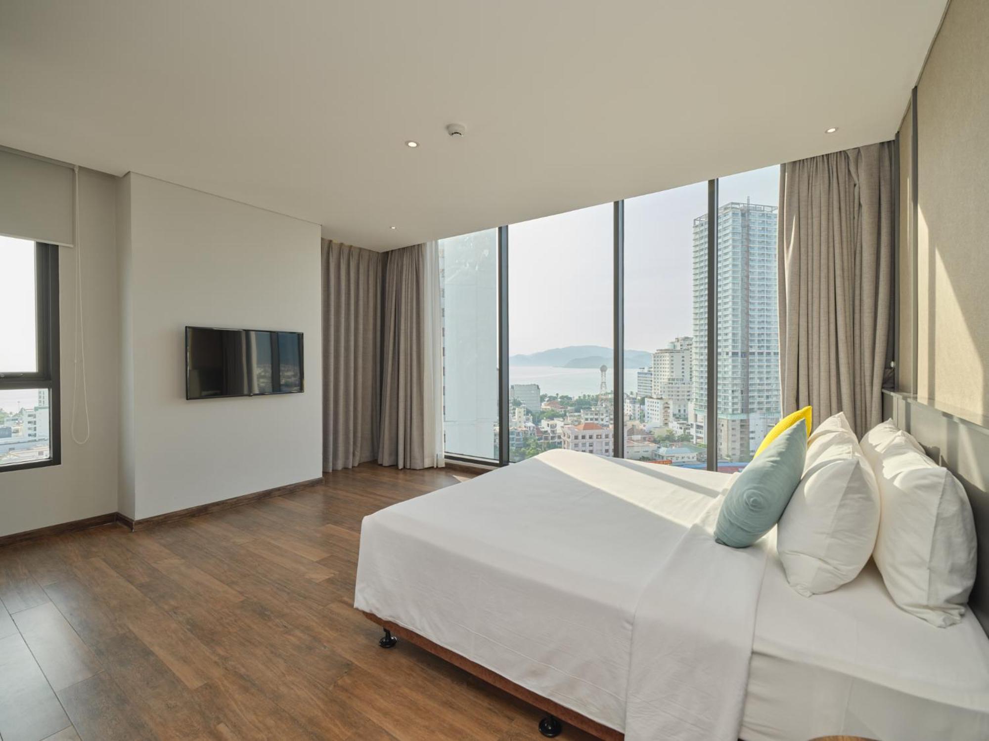 Em Oi Boutique Hotel Nha Trang Exterior photo